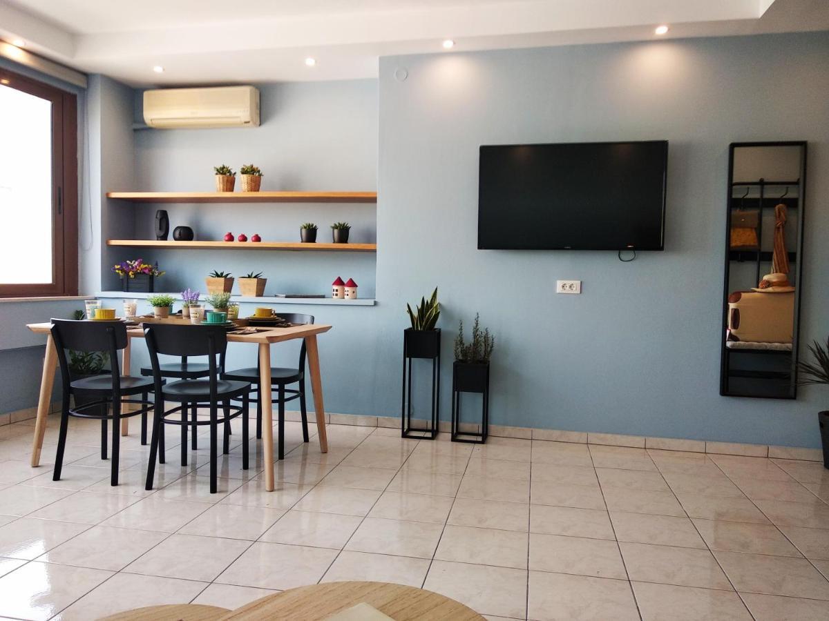 Light Blue Apartment Ираклион Экстерьер фото